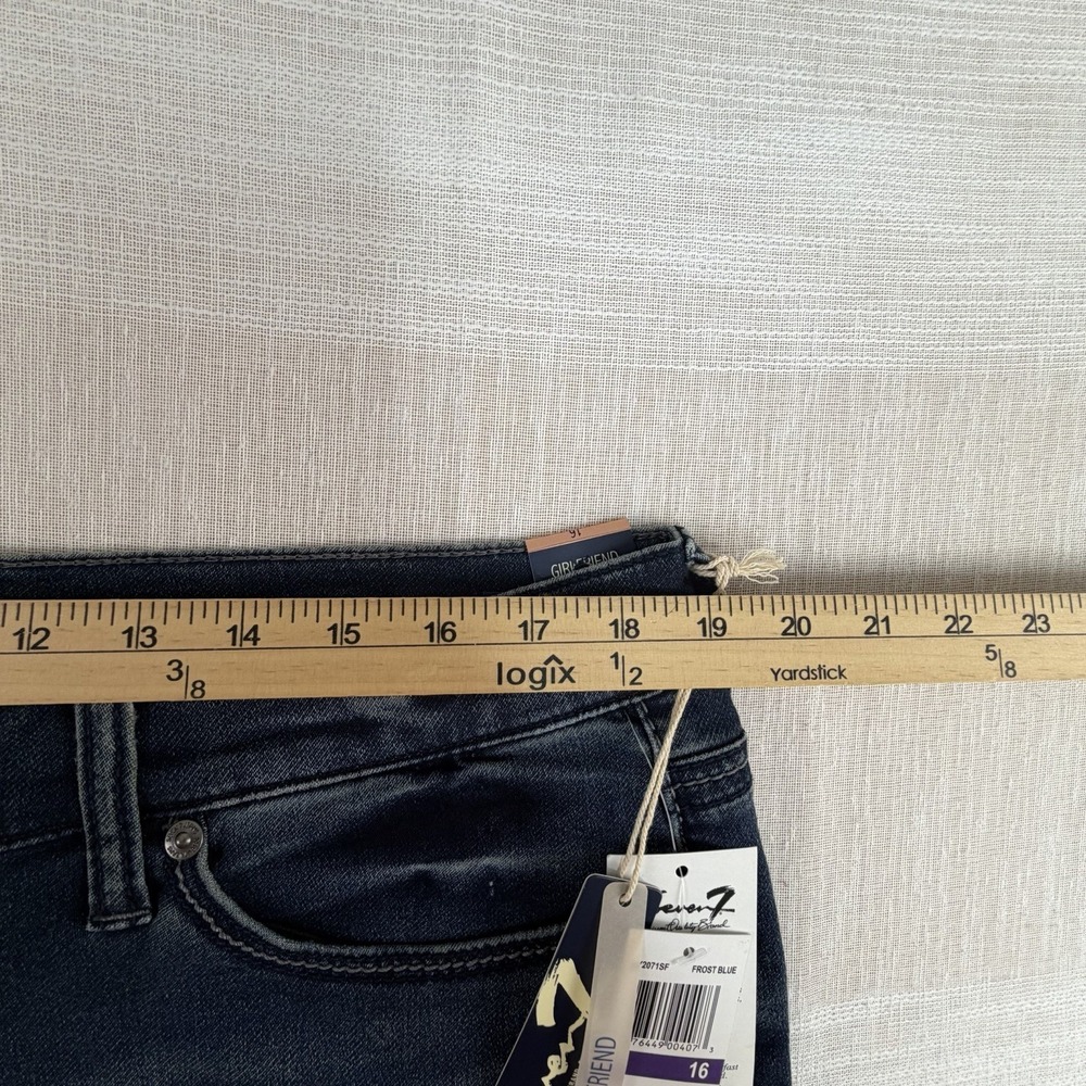 NWT Seven7 Girlfriend Capris Women's Sz 16 Frost Blue Cuffed Distressed NEW $64 - Picture 4 of 12